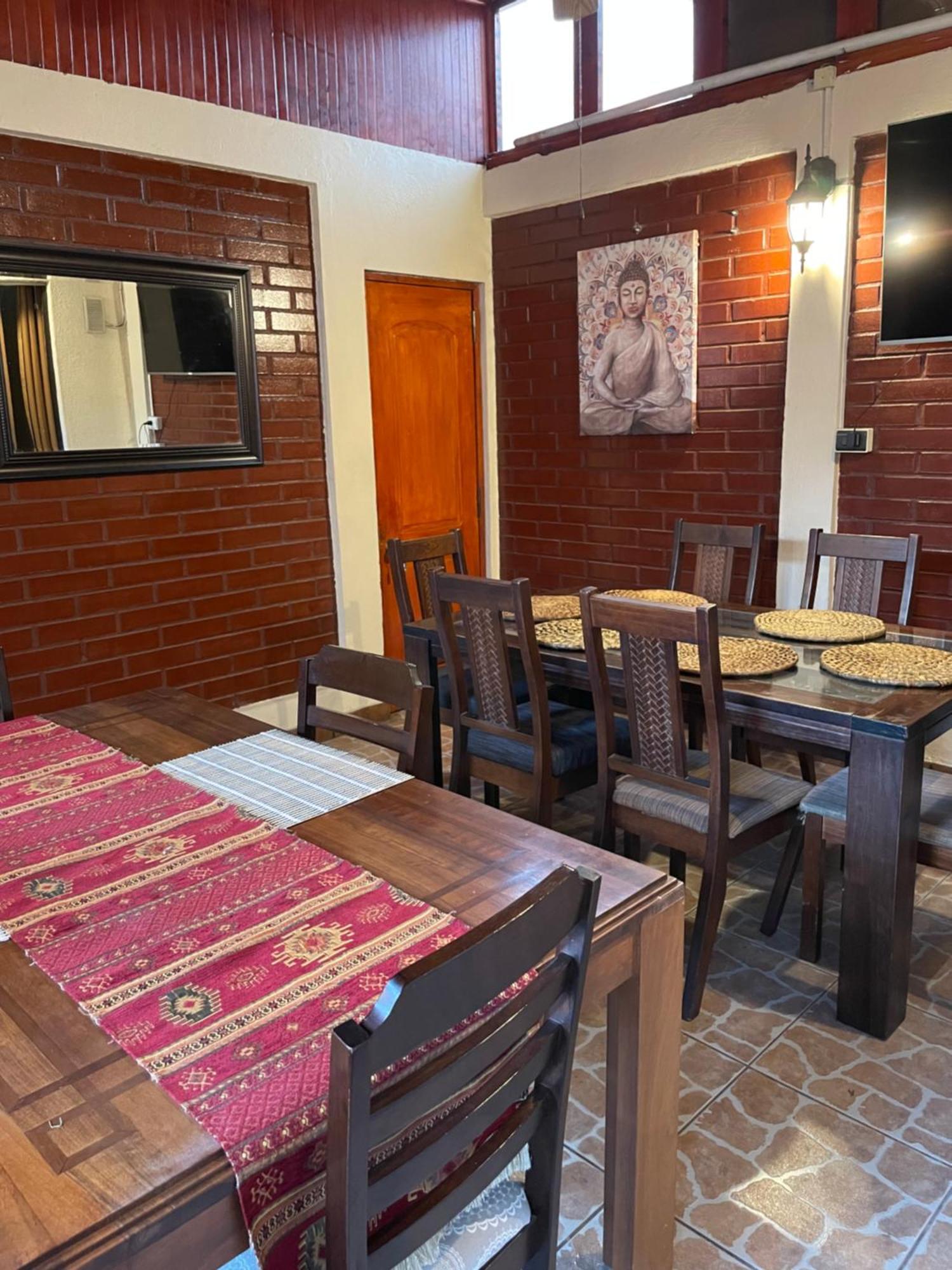Hostal Brisa Serena 圣地亚哥 外观 照片