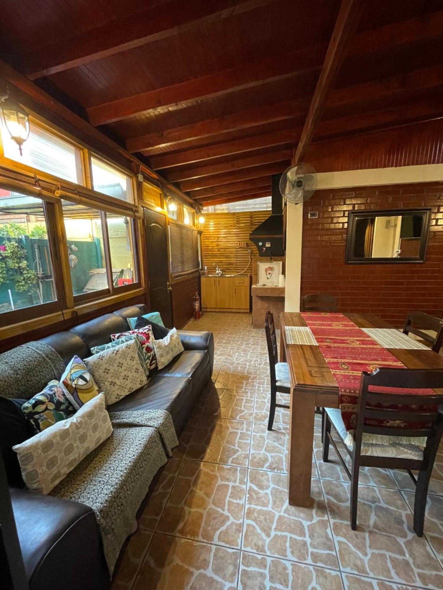 Hostal Brisa Serena 圣地亚哥 外观 照片